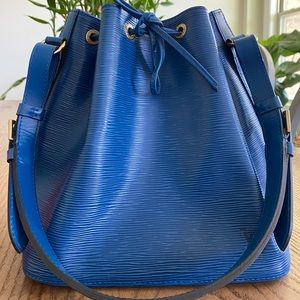 Louis Vuitton Epi petite Noe.